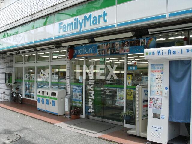 横浜市南区万世町１丁目の賃貸マンションの周辺|ファミリーマートまで41m