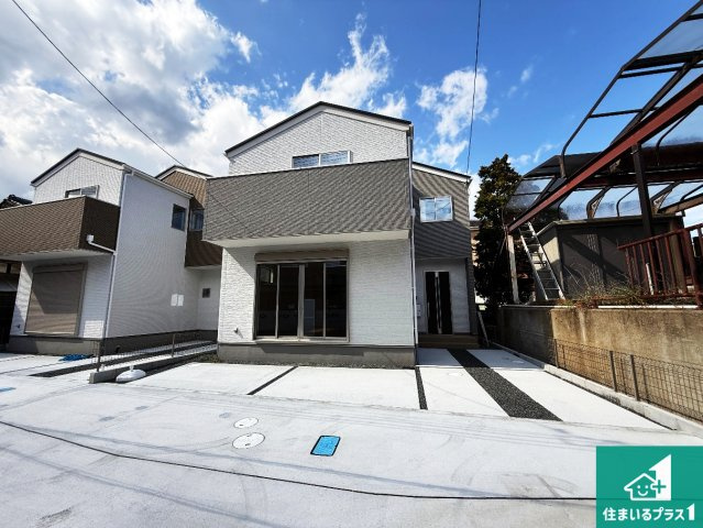 三島郡島本町広瀬　第2期　新築一戸建ての外観|安心の10年保証！外観を美しく保ち、雨水で汚れを落とします！気になることがありましたら、お気軽にお問い合わせください！