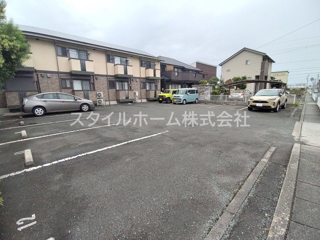 D’ｓモナリエの駐車場