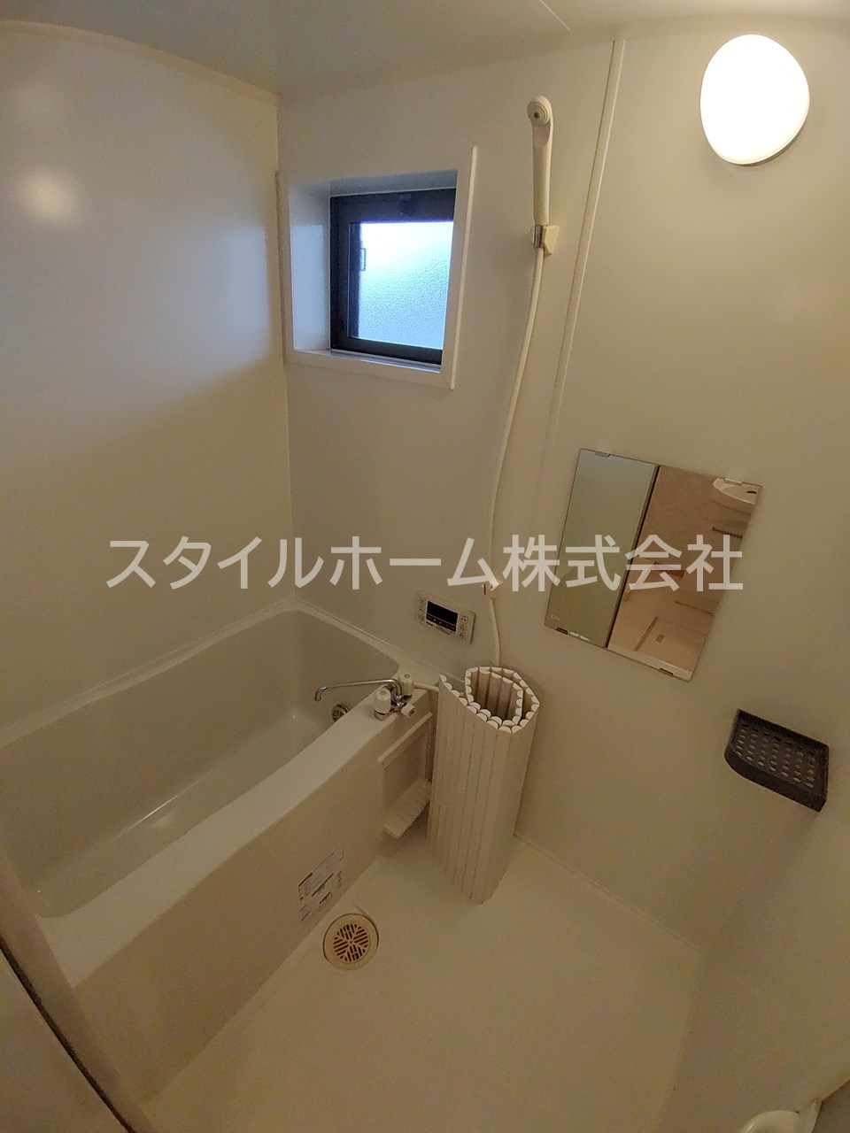 D’ｓモナリエの浴室|別部屋写真です。