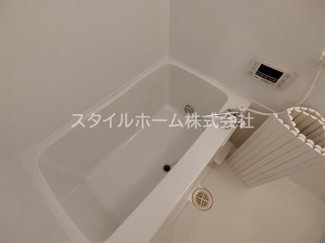 D’ｓモナリエの浴室|別部屋写真です。