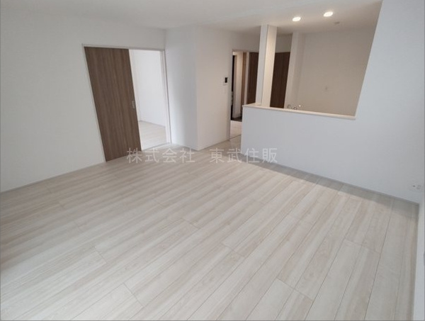 【居間・リビング】 | 狭山市柏原3期 | ゆったり過ごせる居間です