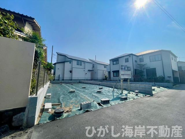 茅ヶ崎市旭が丘　　売地　全2区画の前面道路含む現地写真|現地外観