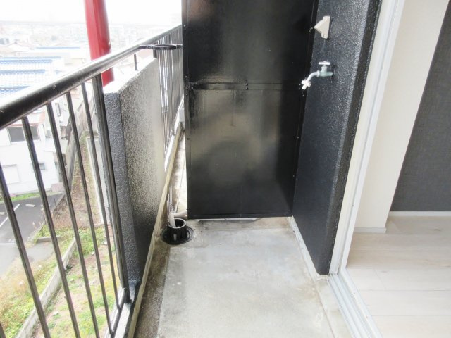 カルム魚住のバルコニー