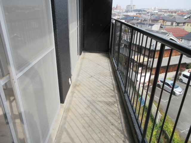 カルム魚住のバルコニー