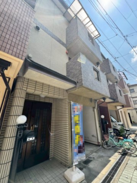 寝屋川市点野5丁目の前面道路含む現地写真