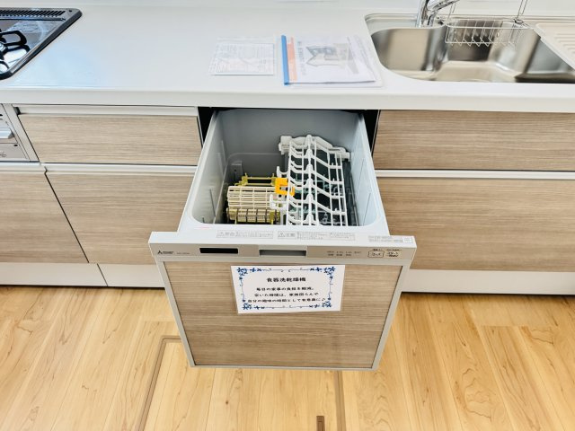 【キッチン】 | 流山市長崎１丁目新築戸建【長崎小学校：7分】 | 家事の手間をグッと省けるビルトイン食洗器