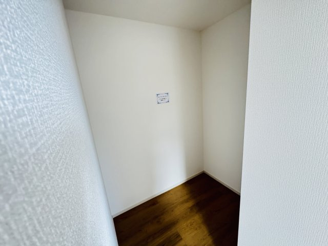 【収納】 | 流山市長崎１丁目新築戸建【長崎小学校：7分】 | 8.7帖寝室・ウォークインクローゼット