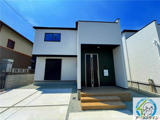 【アースデザイン】駐車場並列2台可能　明石市大久保町17期の外観