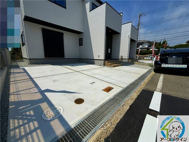 【アースデザイン】駐車場並列2台可能　明石市大久保町17期の駐車場