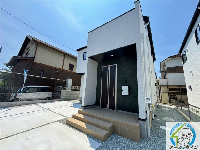 【アースデザイン】駐車場並列2台可能　明石市大久保町17期の外観