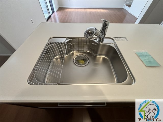 【アースデザイン】駐車場並列2台可能　明石市大久保町17期のキッチン