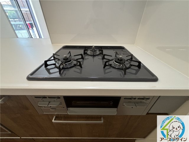 【アースデザイン】駐車場並列2台可能　明石市大久保町17期のキッチン