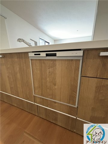 【アースデザイン】駐車場並列2台可能　明石市大久保町17期のキッチン