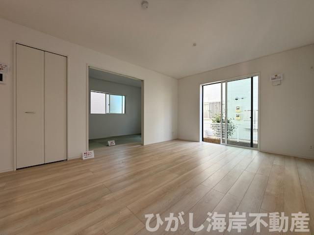 茅ヶ崎市柳島2丁目　新築戸建　全８棟のダイニング|16帖　LDK