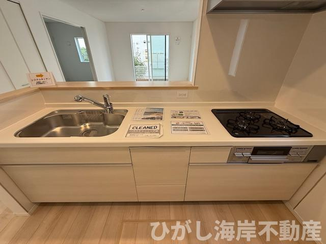 茅ヶ崎市柳島2丁目　新築戸建　全８棟のキッチン|システムキッチン