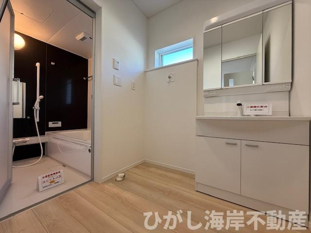 茅ヶ崎市柳島2丁目　新築戸建　全８棟の脱衣所|脱衣スペース