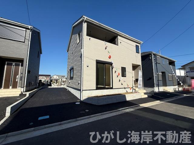 茅ヶ崎市柳島2丁目　新築戸建　全８棟の前面道路含む現地写真|現地外観