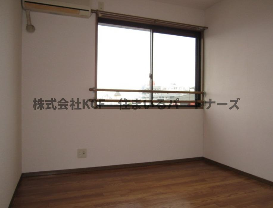 シャンポールの寝室|使い勝手のいい寝室です