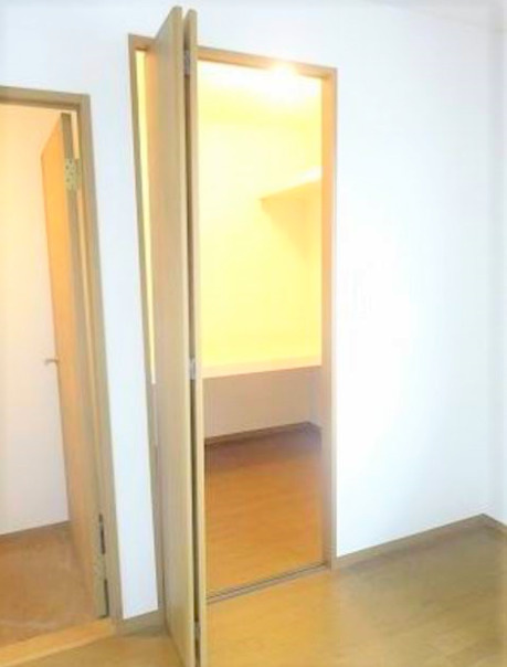 サンライズ平塚の収納|こまごまとしたものを収納できそうですね