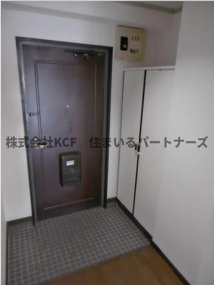 コーポラスIDの玄関|明るい玄関です