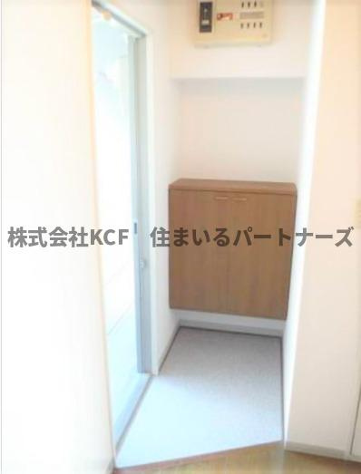 アーバンライフ津福の玄関|落ち着いた玄関です