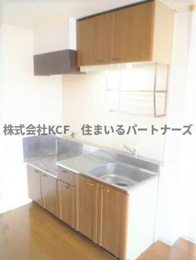 アーバンライフ津福のキッチン|コンパクトなキッチンで掃除もラクラク