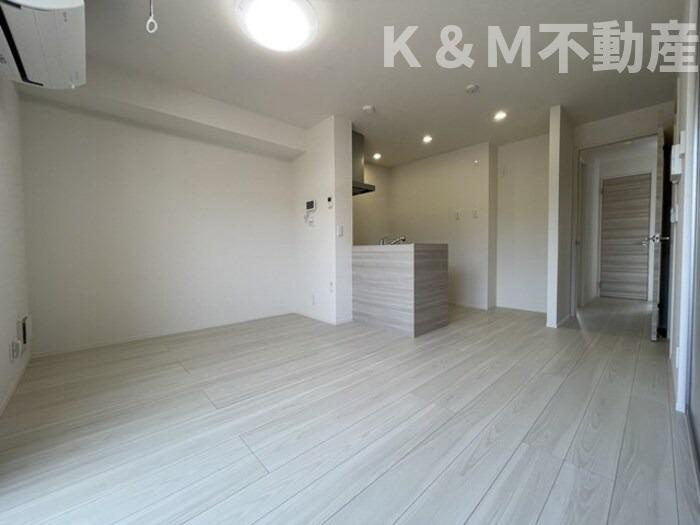 オルメルの居間・リビング|ゆったり過ごせる居間です