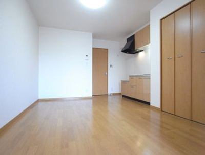 【居間・リビング】 | アムールLis Blanc | ゆったりとしたリビングです