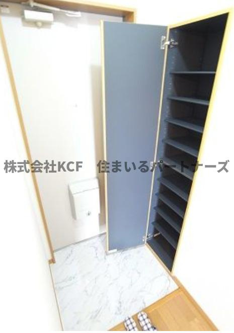 アムールLis Blancの玄関|明るい玄関です