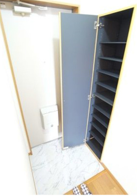 【玄関】 | アムールLis Blanc | 明るい玄関です