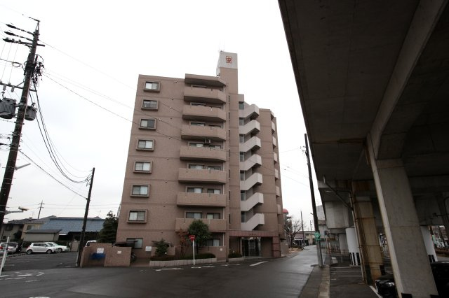 ラキャッスル小田井の外観