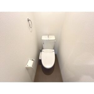 ジーメゾン明石東二見のトイレ