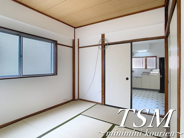 第二東和マンションの和室