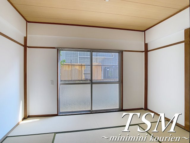 第二東和マンションの寝室