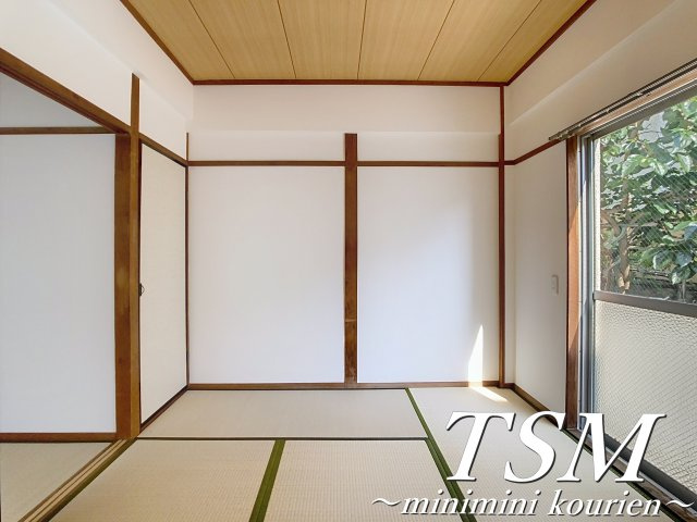 第二東和マンションの寝室