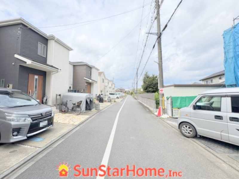 【サンスターホーム】あきる野牛沼　新築1号棟の前面道路含む現地写真