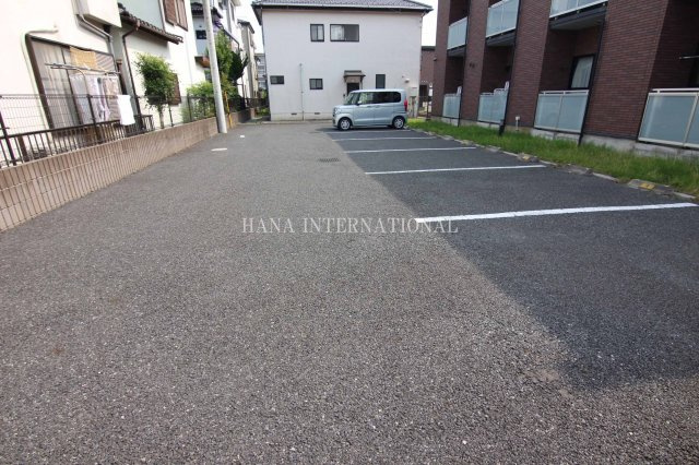 コスモスⅡの駐車場