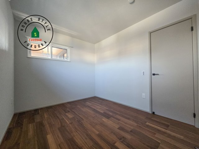 小郡市小板井第1-2棟（1号棟）の洋室|採光良好な洋室は全居室、複層ガラスの遮熱効果と断熱効果で、一年中快適に過ごせます。