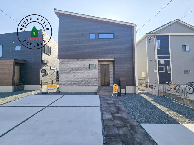 小郡市小板井第1-2棟（1号棟）の外観|デザイン性のある外観です。