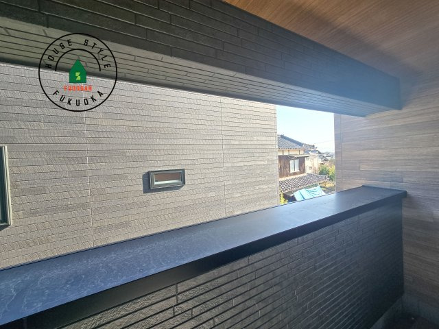 小郡市小板井第1-2棟（1号棟）の展望|窓から緑が見える物件も魅力的です。