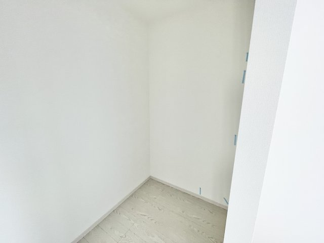 寝屋川市池田東町  新築一戸建ての収納|小物を収納するのに便利です