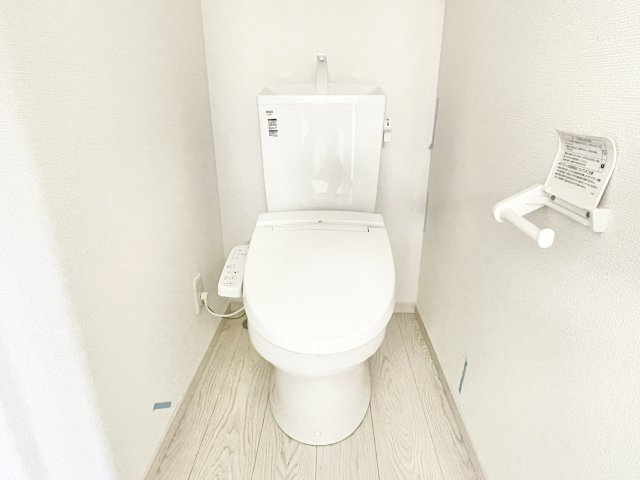寝屋川市池田東町  新築一戸建てのトイレ|シンプルで使いやすいトイレです