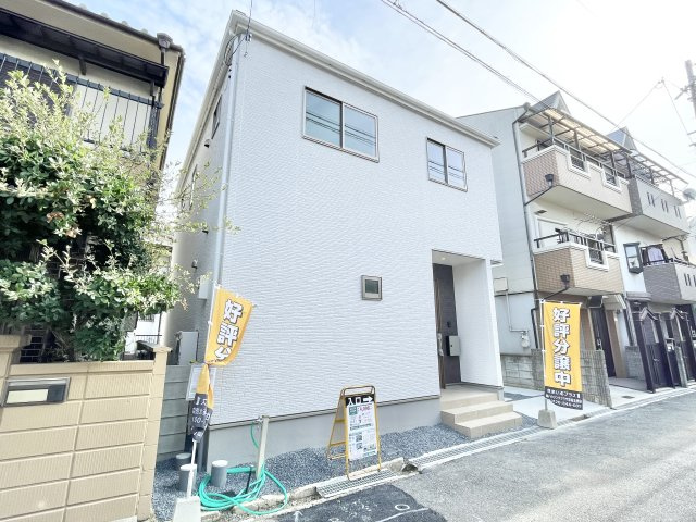 寝屋川市池田東町  新築一戸建ての外観|外観も気になるポイント