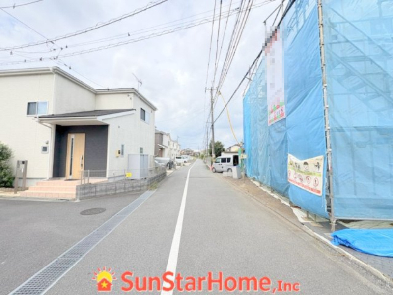 【サンスターホーム】あきる野牛沼　新築2号棟の前面道路含む現地写真