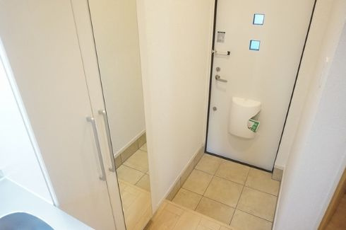 シェノン Rの玄関