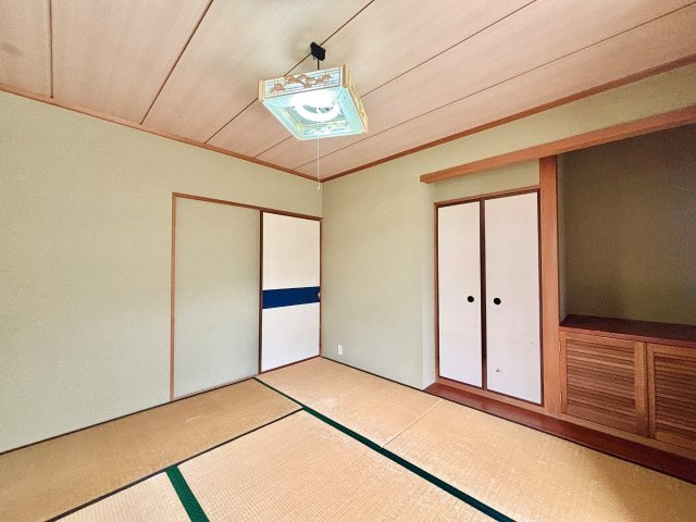京田辺市薪畠の和室