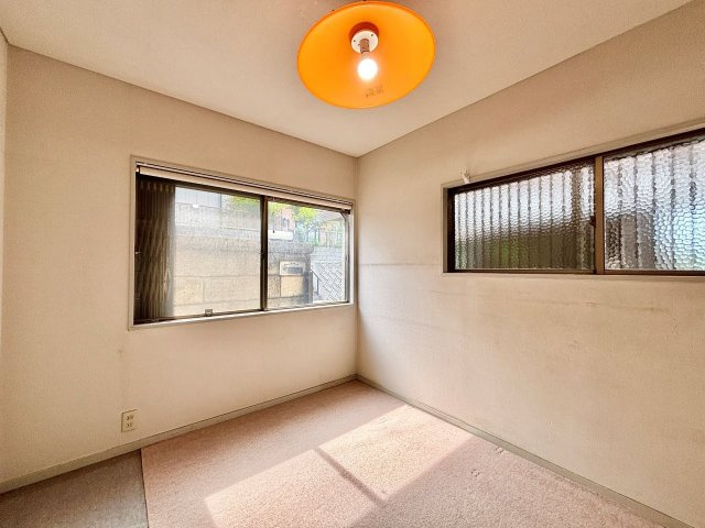 京田辺市薪畠の洋室