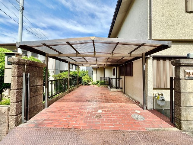 京田辺市薪畠の駐車場