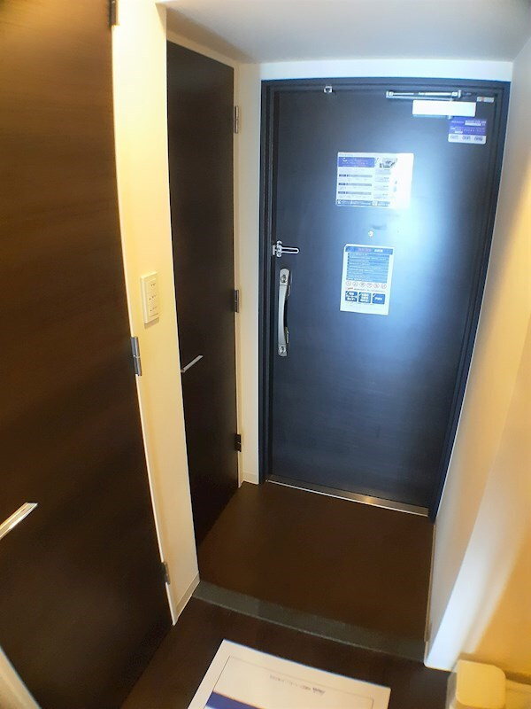 レジディア文京本郷Ⅲの玄関